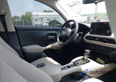 2023 Honda Hr-V Awd Lx z USA, uszkodzony, nr VIN 3CZRZ2H31PM727611